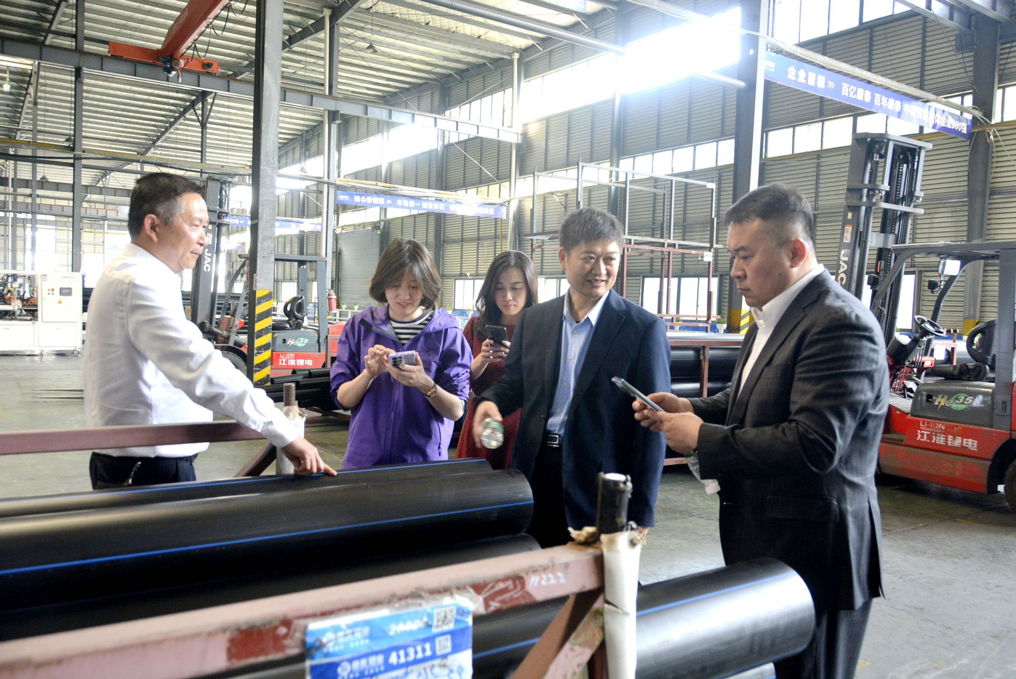 17434917586456647XVI.jpg 17434917586456647XVI.jpg